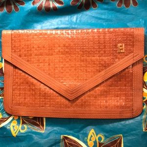 VINTAGE FENDI Leather Basket Weave Clutch Purse
